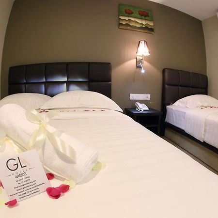 Gl Hotel Келуанг Екстериор снимка