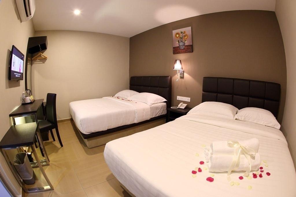 Gl Hotel Келуанг Екстериор снимка