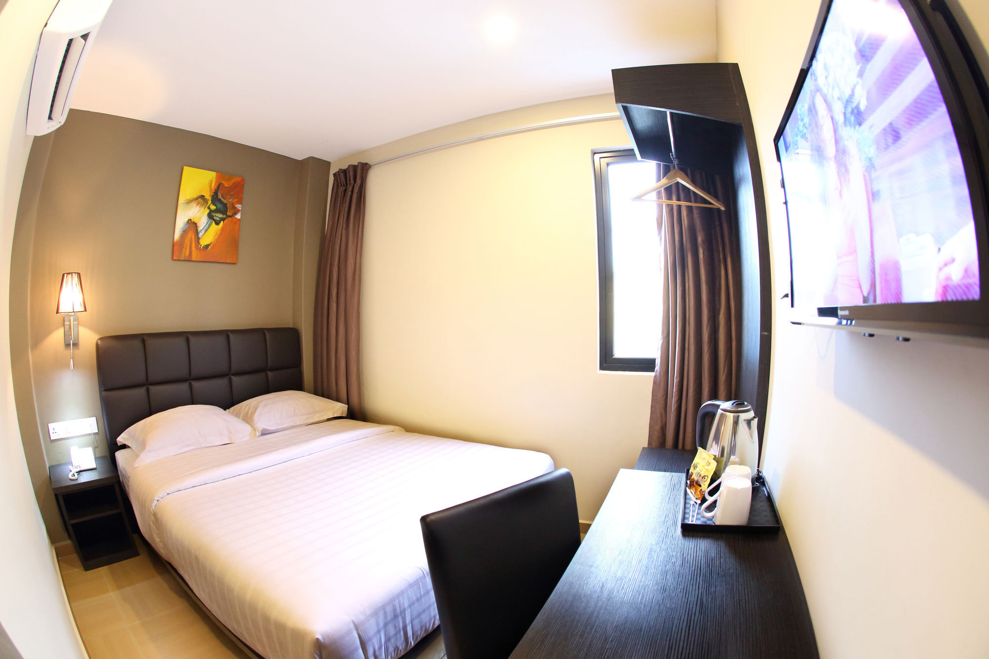 Gl Hotel Келуанг Екстериор снимка