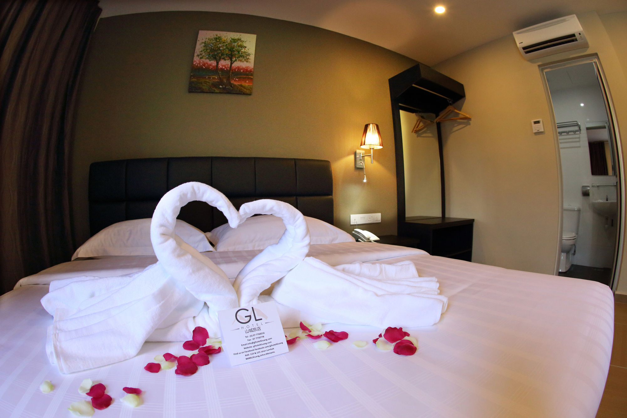 Gl Hotel Келуанг Екстериор снимка